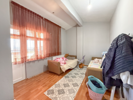 Triplex Detached House For Sale With Sea View And Street Front