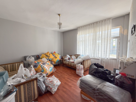 Triplex Detached House For Sale With Sea View And Street Front