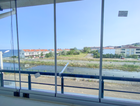 2 1 Apartment For Seasonal Rent In A Complex With A Pool By The Sea In Kumbağ