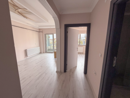 1 1 Apartment For Rent In A Complex On The Front Of Kumbağ Main Street