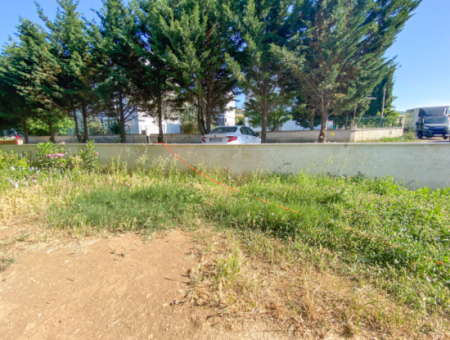 Corner For Sale In A New Building With Large Garden 1 1 Apartment In A Complex
