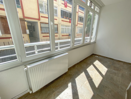 1 1 Apartment For Rent With Large Balcony In Central Location Of Kumbağ