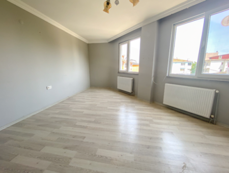 Spacious 1 1 Flat For Sale Close To Kumbağ Market Street