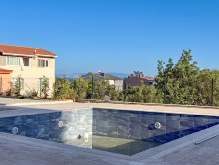Spacious Luxury 1 1 Apartment For Sale In Barbaros With Sea View