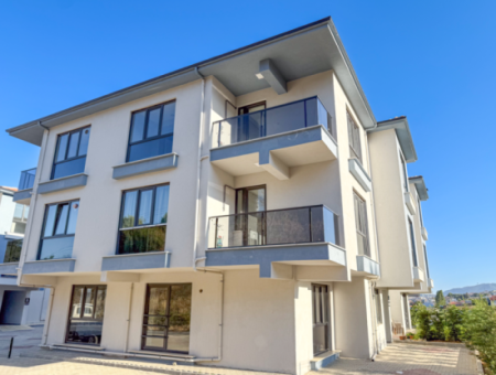 Spacious Luxury 1 1 Apartment For Sale In Barbaros With Sea View