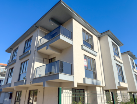 Spacious Luxury 1 1 Apartment For Sale In Barbaros With Sea View