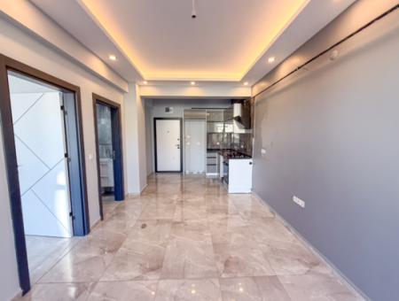 Spacious Luxury 1 1 Apartment For Sale In Barbaros With Sea View