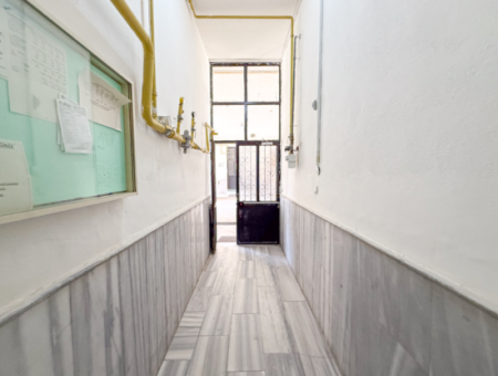 Spacious 3 1 Apartment For Sale On The Street In Altinova