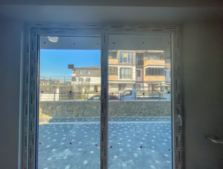 Luxury 1 1 Apartments For Sale Near The Sea In A Complex With Kumbag Pool