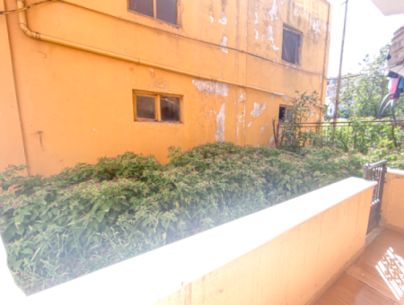 Spacious 2 1 Apartment For Sale With Garden In Central Location In Kumbag