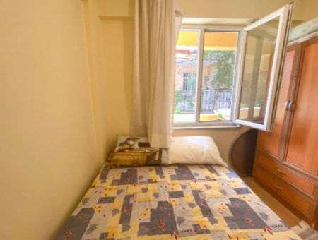 Spacious 2 1 Apartment For Sale With Garden In Central Location In Kumbag