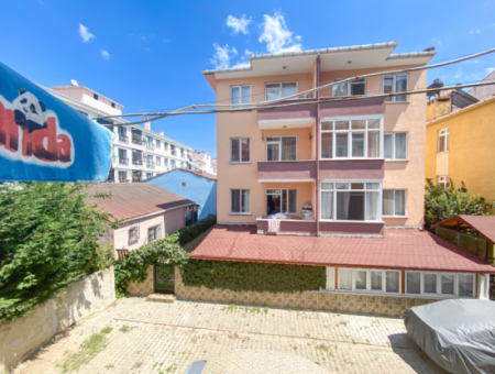 Spacious 2 In 1 Furnished Apartment For Sale In Kumbagh Close To Pazar Street