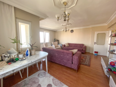 Altinova Mah. 2 1 Apartment For Sale With Sea View In A Complex