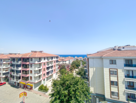 Altinova Mah. 2 1 Apartment For Sale With Sea View In A Complex