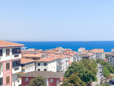 Altinova Mah. 2 1 Apartment For Sale With Sea View In A Complex