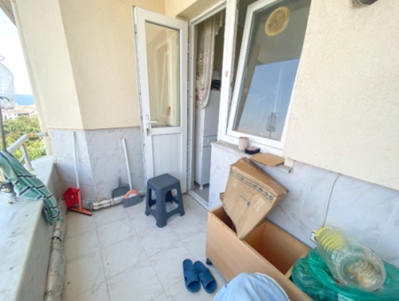 Altinova Mah. 2 1 Apartment For Sale With Sea View In A Complex