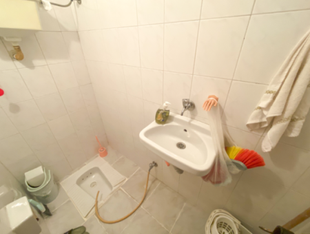 Altinova Mah. 2 1 Apartment For Sale With Sea View In A Complex