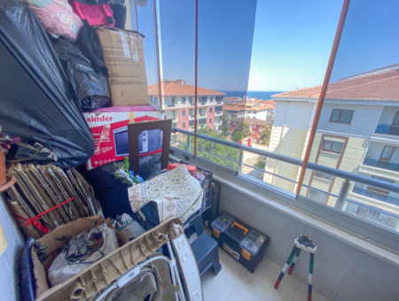 Altinova Mah. 2 1 Apartment For Sale With Sea View In A Complex