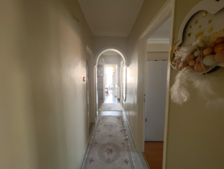 Altinova Mah. 2 1 Apartment For Sale With Sea View In A Complex
