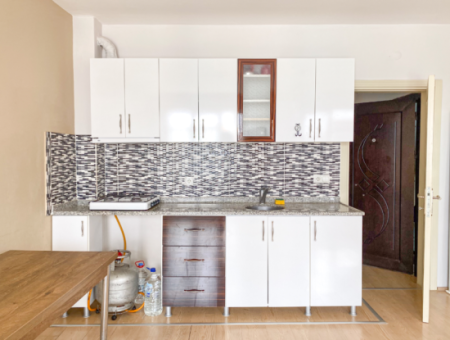 Large 2 1 Apartment For Rent Close To Kumbağ Market Street