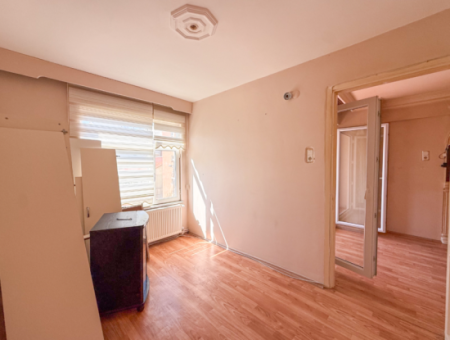2 1 Apartment For Sale By The Sea In Altinova