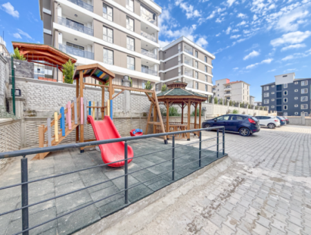 Luxury Very Spacious 2 1 Apartment For Rent In New Building In Ataturk Neighborhood 
