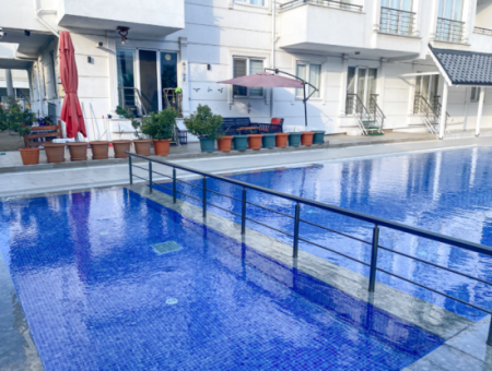 1 1 Flat For Rent With Garden In A Site With Pool In Kumbağ