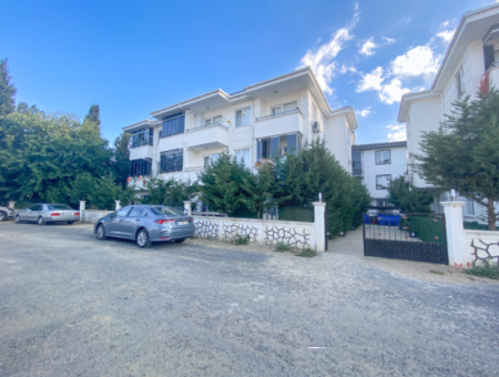 1 1 Flat For Rent With Garden In A Site With Pool In Kumbağ
