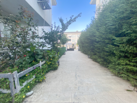 1 1 Flat For Rent With Garden In A Site With Pool In Kumbağ