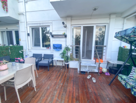 1 1 Flat For Rent With Garden In A Site With Pool In Kumbağ