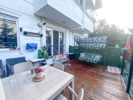 1 1 Flat For Rent With Garden In A Site With Pool In Kumbağ