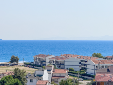 4 1 Triplex Villa For Sale With Large Terrace With Sea View In Kumbağ
