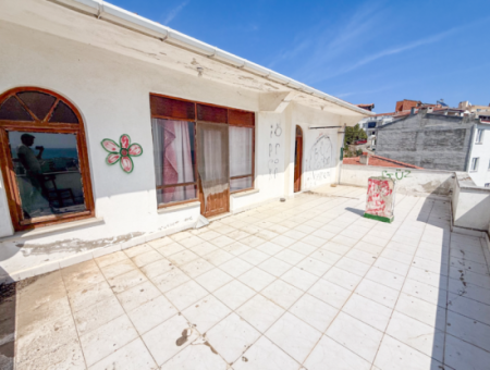 4 1 Triplex Villa For Sale With Large Terrace With Sea View In Kumbağ