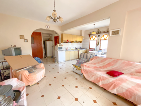 4 1 Triplex Villa For Sale With Large Terrace With Sea View In Kumbağ