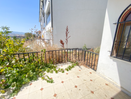 4 1 Triplex Villa For Sale With Large Terrace With Sea View In Kumbağ