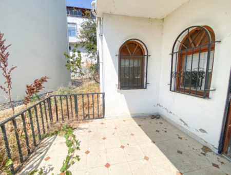 4 1 Triplex Villa For Sale With Large Terrace With Sea View In Kumbağ