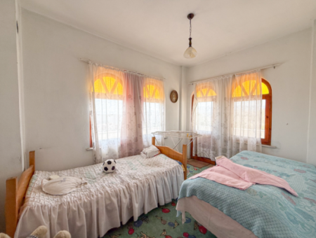 4 1 Triplex Villa For Sale With Large Terrace With Sea View In Kumbağ