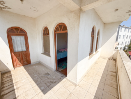 4 1 Triplex Villa For Sale With Large Terrace With Sea View In Kumbağ