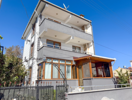 2 1 Furnished Flat For Rent On The Sea Side Of The Street In Kumbağ