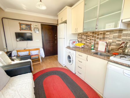 2 1 Furnished Flat For Rent On The Sea Side Of The Street In Kumbağ