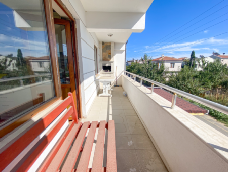 2 1 Furnished Flat For Rent On The Sea Side Of The Street In Kumbağ