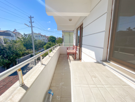 2 1 Furnished Flat For Rent On The Sea Side Of The Street In Kumbağ