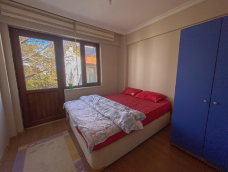 2 1 Furnished Flat For Rent On The Sea Side Of The Street In Kumbağ