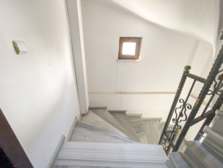 2 1 Furnished Flat For Rent On The Sea Side Of The Street In Kumbağ