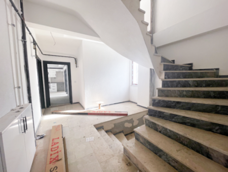 2 1 Flats For Sale In A New Building In Kumbağ With Spaciousness And Close To The Sea