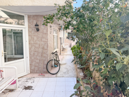3 1 Flat For Sale Very Large With Double Garden On Kumbağ Market Street 
