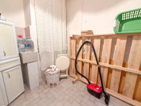 3 1 Flat For Sale Very Large With Double Garden On Kumbağ Market Street 