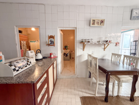 3 1 Flat For Sale Very Large With Double Garden On Kumbağ Market Street 
