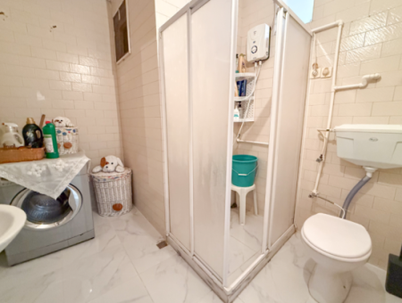 3 1 Flat For Sale Very Large With Double Garden On Kumbağ Market Street 