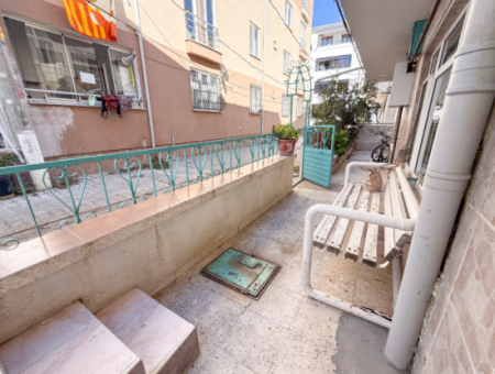 3 1 Flat For Sale Very Large With Double Garden On Kumbağ Market Street 